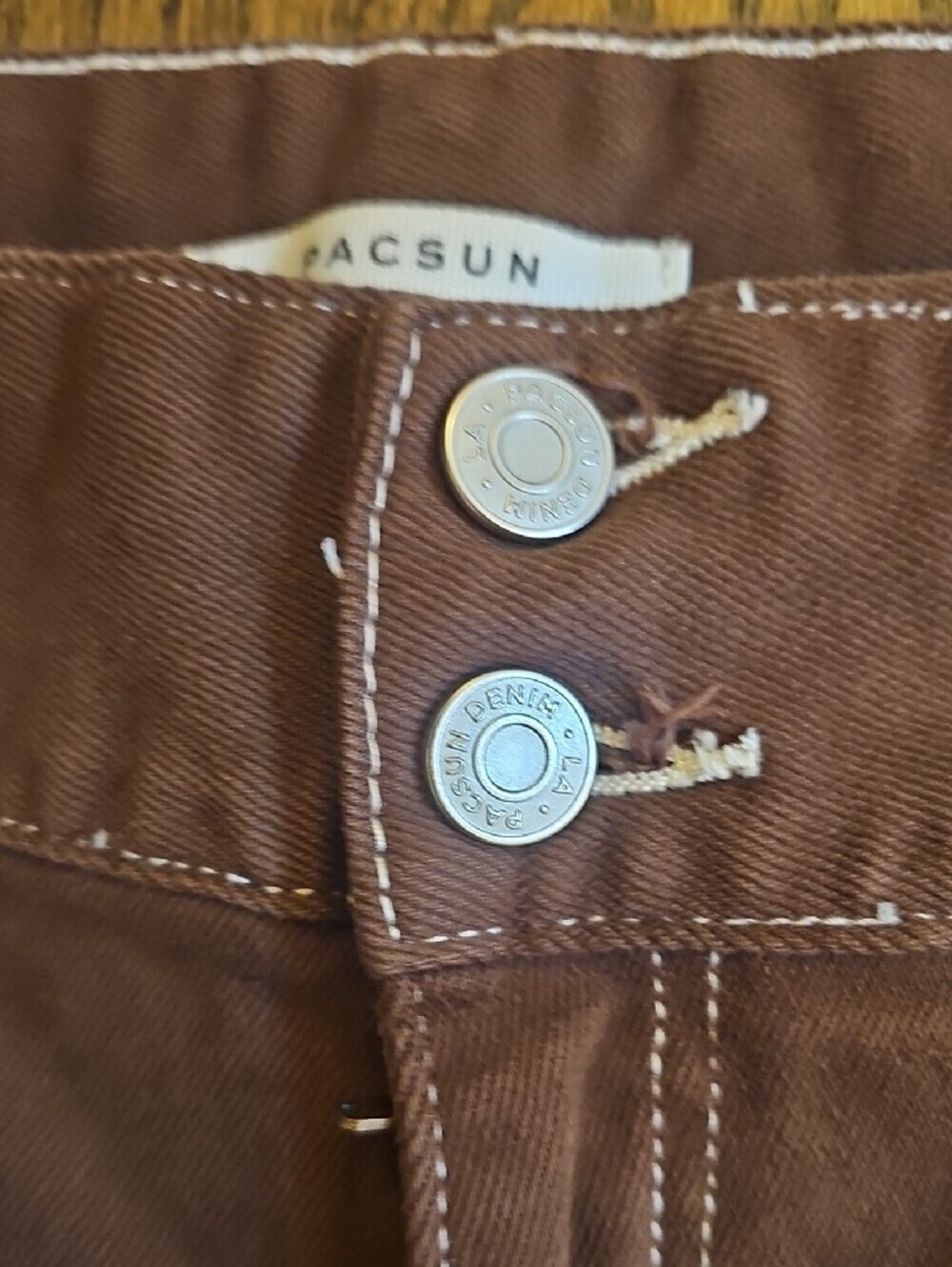 Women’s Brown Low-Rise Flare Jeans - Classic Style - Picture 6 of 11